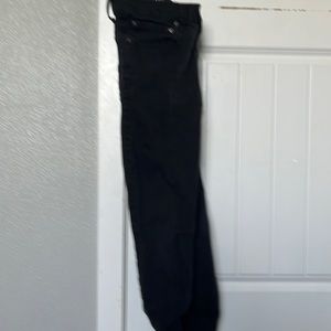 Black skinny jeans will not shrink